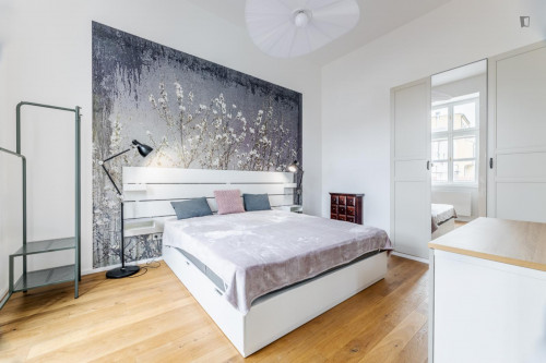Luxurious 1-bedroom apartment