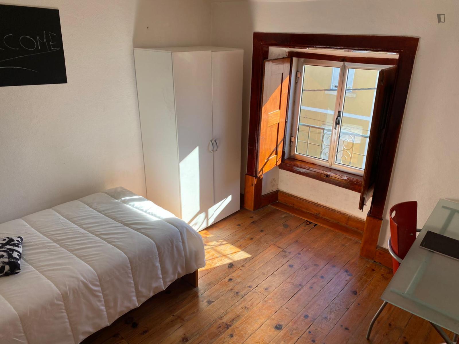 Single Bedroom In 5-Bedroom Apartment - Single bedroom in 5-bedroom apartment - Gallery - 1