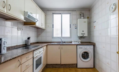 Delightful single bedroom in Els Orriols