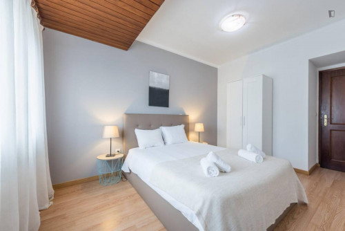 Large and bright 4-bedroom apartment in Bonfim - Gallery - 12