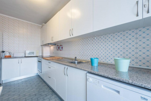 Large and bright 4-bedroom apartment in Bonfim - Gallery - 22