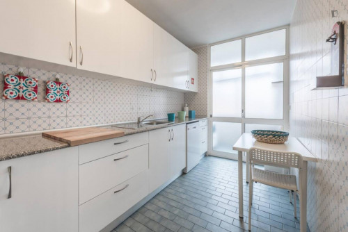 Large and bright 4-bedroom apartment in Bonfim - Gallery - 23