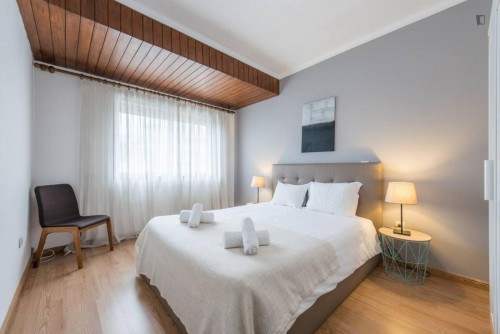 Large and bright 4-bedroom apartment in Bonfim - Gallery - 6