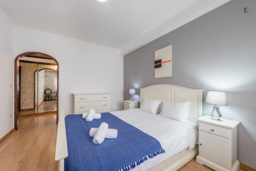 Large and bright 4-bedroom apartment in Bonfim - Gallery - 13