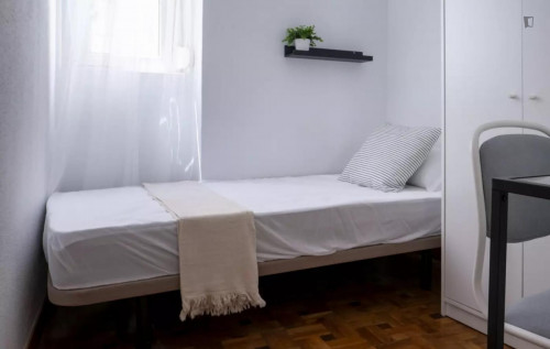 Nice single bedroom in Sant Francesc