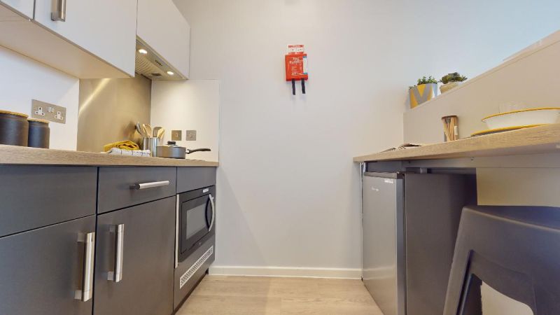  Silver Studio  -  iQ Highbury  - Gallery -  1