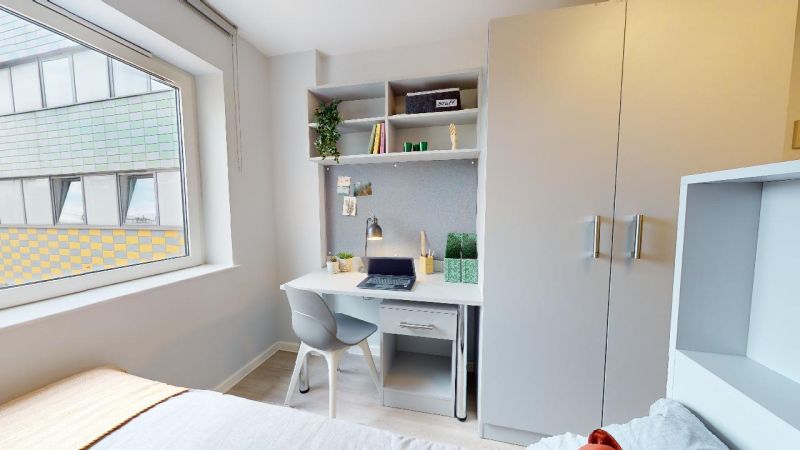  Silver Studio  -  iQ Highbury  - Gallery -  3
