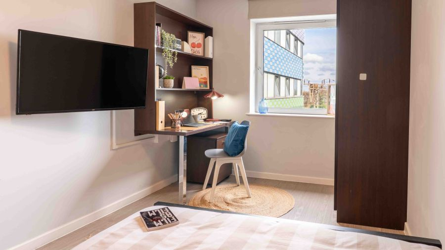 Gold En-Suite - 6