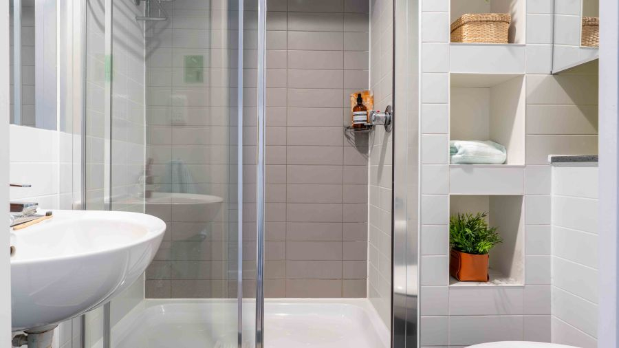 Gold En-Suite - 8