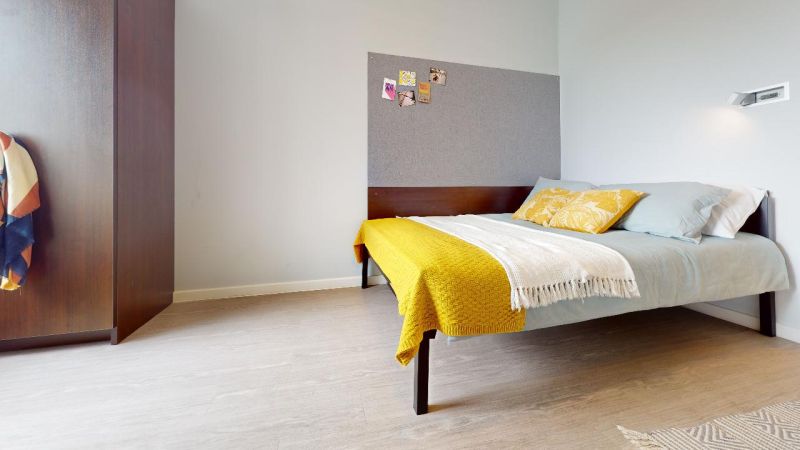  Gold En-Suite  -  iQ Highbury  - Gallery -  1