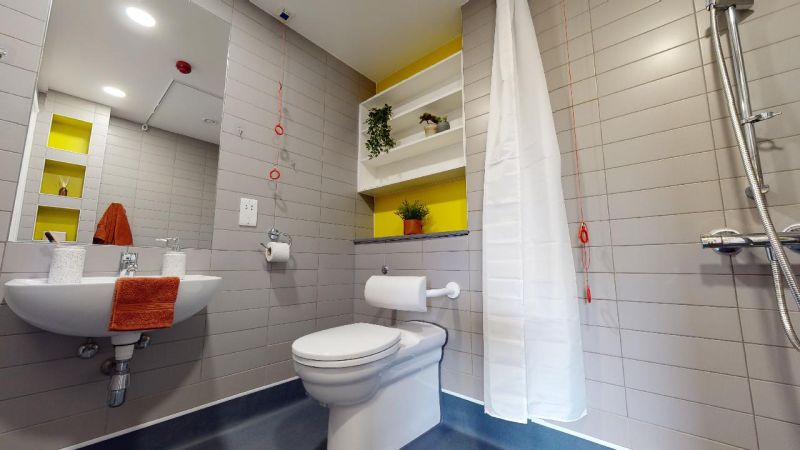  Platinum En-Suite  -  iQ Highbury  - Gallery -  4