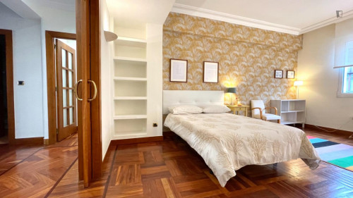 Very cosy double bedroom in Indauxtu
