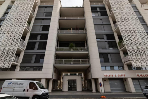 Beautiful 4-bedroom apartment in Forlanini Neighbourhood