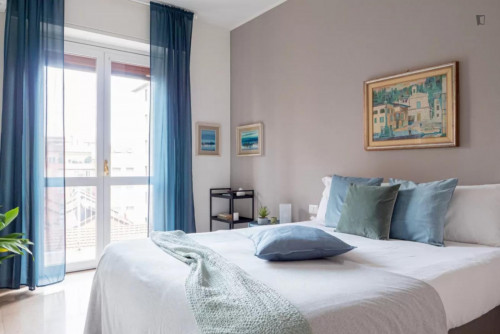 Beautiful 3-bedroom apartment near Lodi TB Metro Station