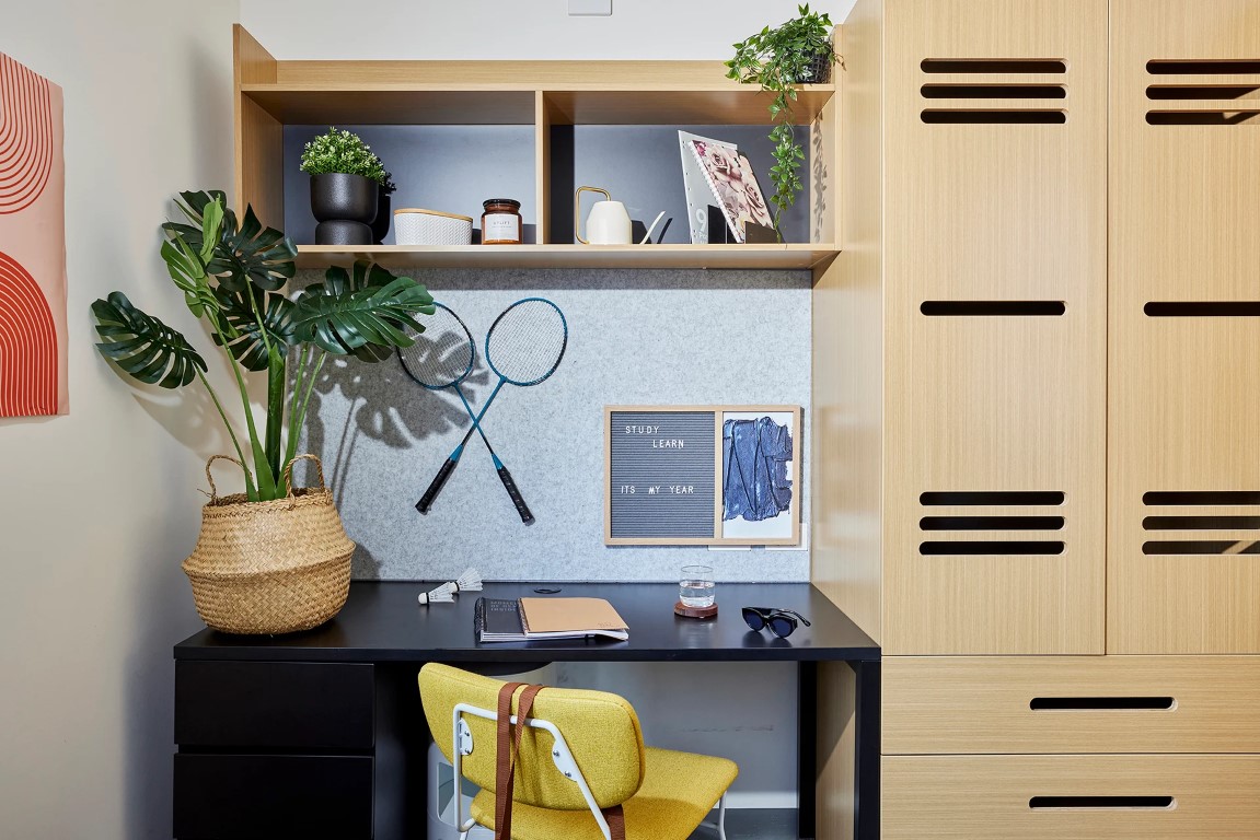  Double Bed, 1 Bed Apartment, Standard View  -  Urbanest Swanston Street  - Gallery -  2