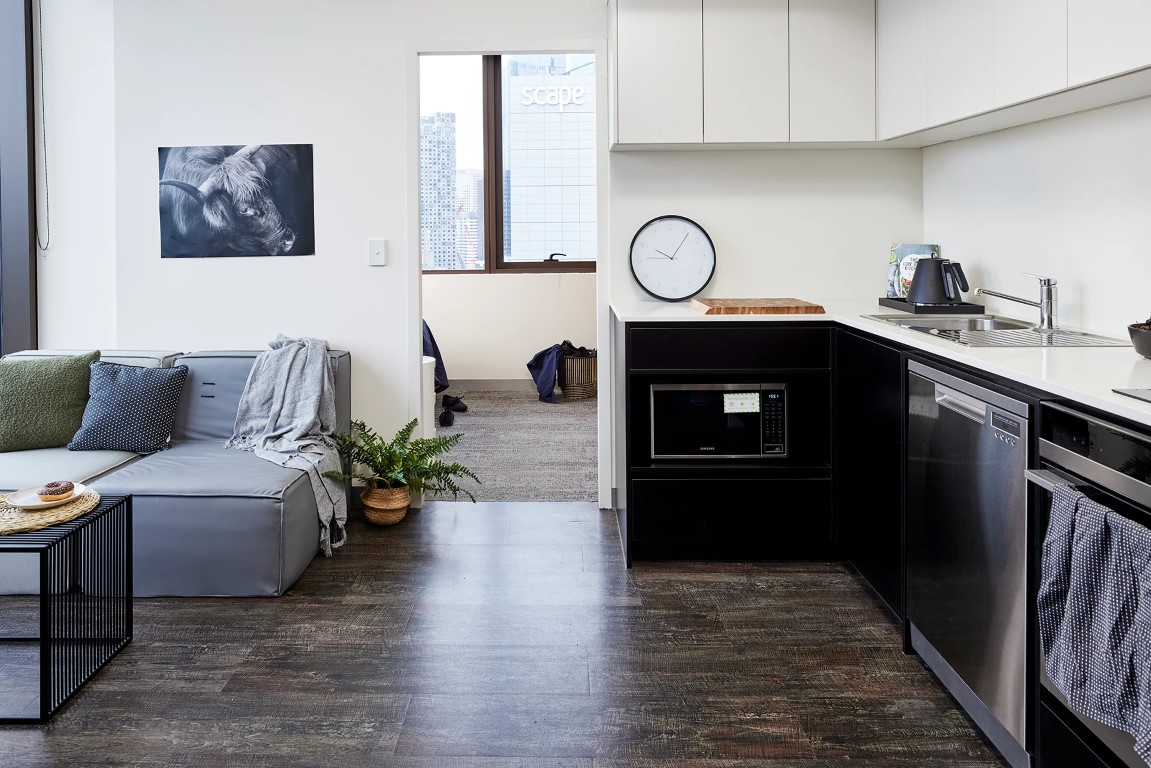  Double Bed, 1 Bed Apartment, Standard View  -  Urbanest Swanston Street  - Gallery -  4