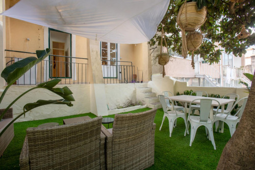 3-Bedroom apartment near Anjos metro station