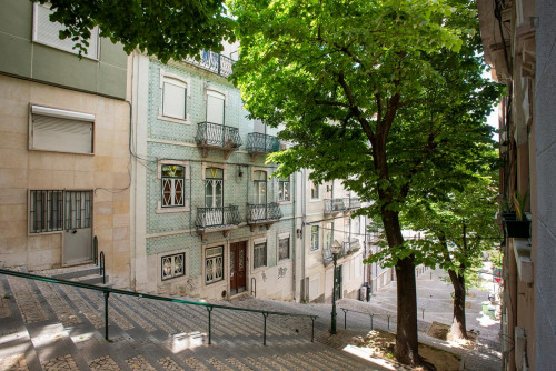 3-Bedroom apartment near Anjos metro station