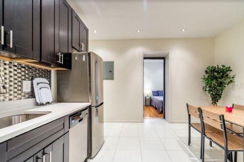 West 105th Home - Gallery - 40