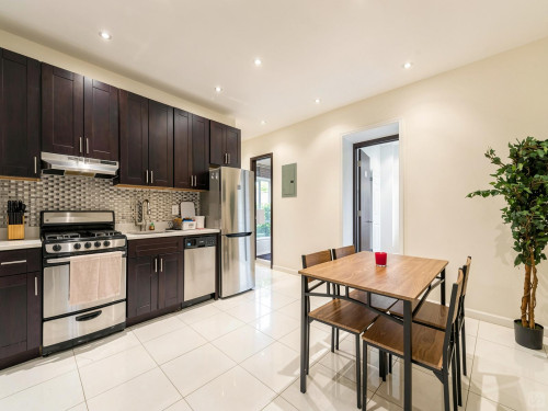 West 105th Home - Gallery - 18