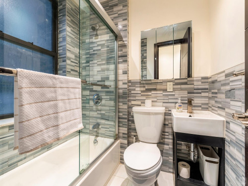 West 105th Home - Gallery - 31
