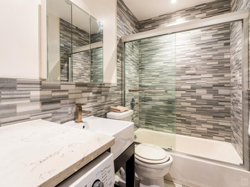 West 105th Home - Gallery - 30