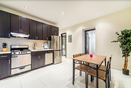 Stunning Luxury Apt. w/ City Views  - Gallery -  3