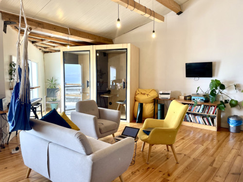 Stunning Luxury House w/ Terrace + Ocean Views