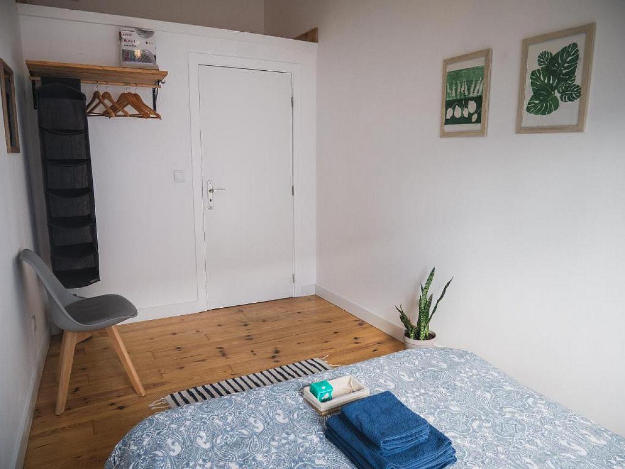 MOO: Double Room With Shared Bathroom - Stunning Luxury House w/ Terrace + Ocean Views - Gallery - 11