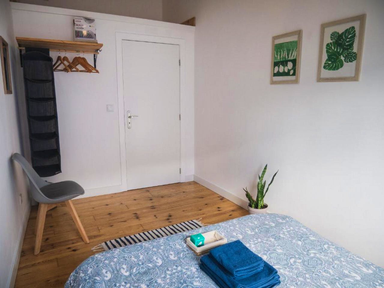 MOO: Double Room With Shared Bathroom - Stunning Luxury House w/ Terrace + Ocean Views - Gallery - 5