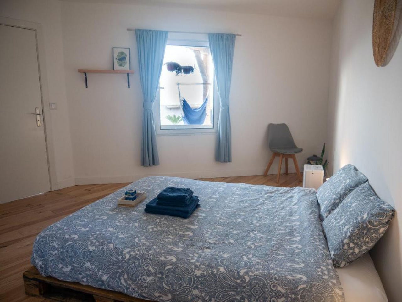 FIN: Double Room With Private Bathroom - Stunning Luxury House w/ Terrace + Ocean Views - Gallery - 2