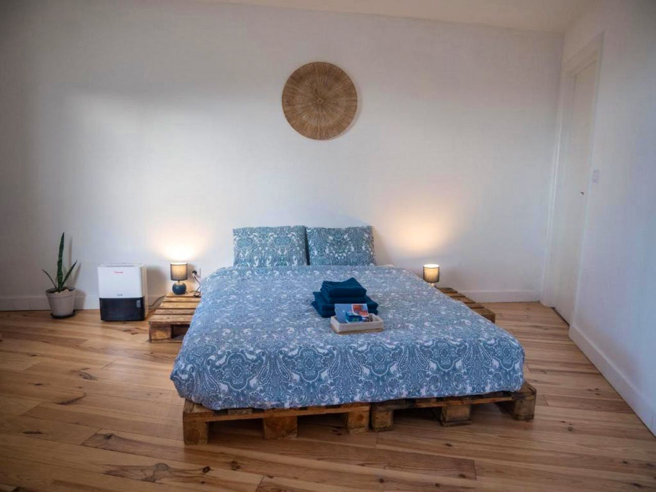 FIN: Double Room With Private Bathroom - Stunning Luxury House w/ Terrace + Ocean Views - Gallery - 5