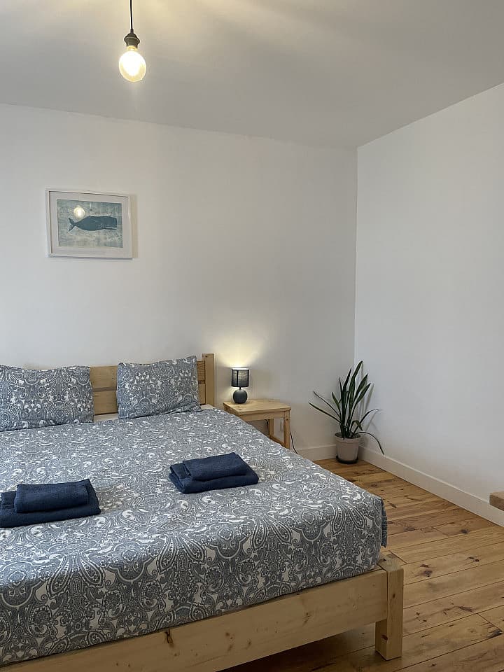 CHA: Double Room With Shared Bathroom - Stunning Luxury House w/ Terrace + Ocean Views - Gallery - 14
