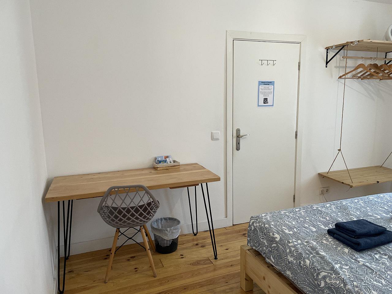 CHA: Double Room With Shared Bathroom - Stunning Luxury House w/ Terrace + Ocean Views - Gallery - 26
