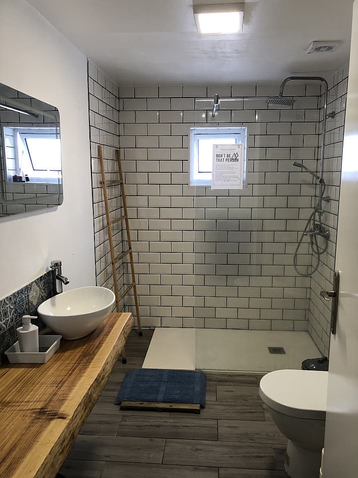 CHA: Double Room With Shared Bathroom - Stunning Luxury House w/ Terrace + Ocean Views - Gallery - 22