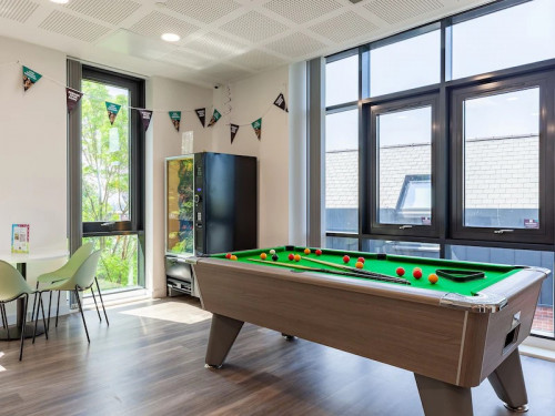 Hill View Place - Gallery - 12