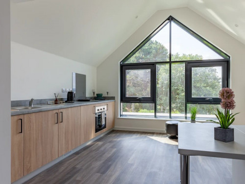 Hill View Place - Gallery - 14