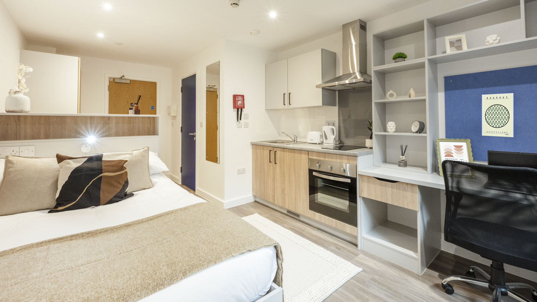  Classic Studio  -  Hill View Place  - Gallery -  3