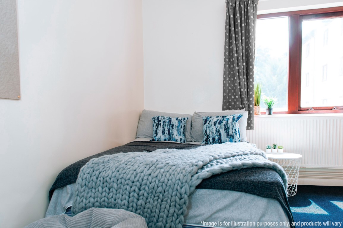 Classic Ensuite  -  Oxley Residence  - Gallery -  1