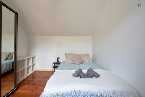 Appealing double bedroom in a student flat, in the Avenida da Liberdade area - Gallery - 5