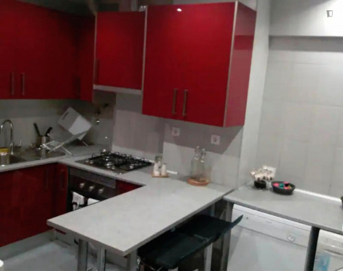 Modern 3-bedroom apartment in Alvalade
