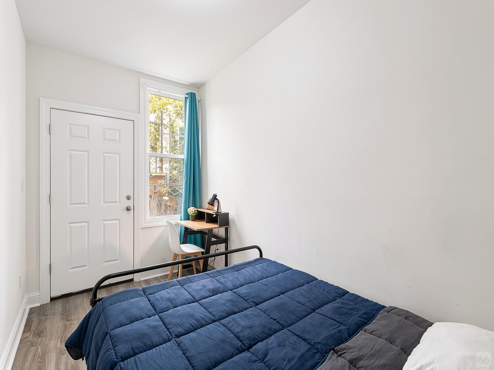  Private Room 1  -  Stunning Cozy Apt.  - Gallery -  2