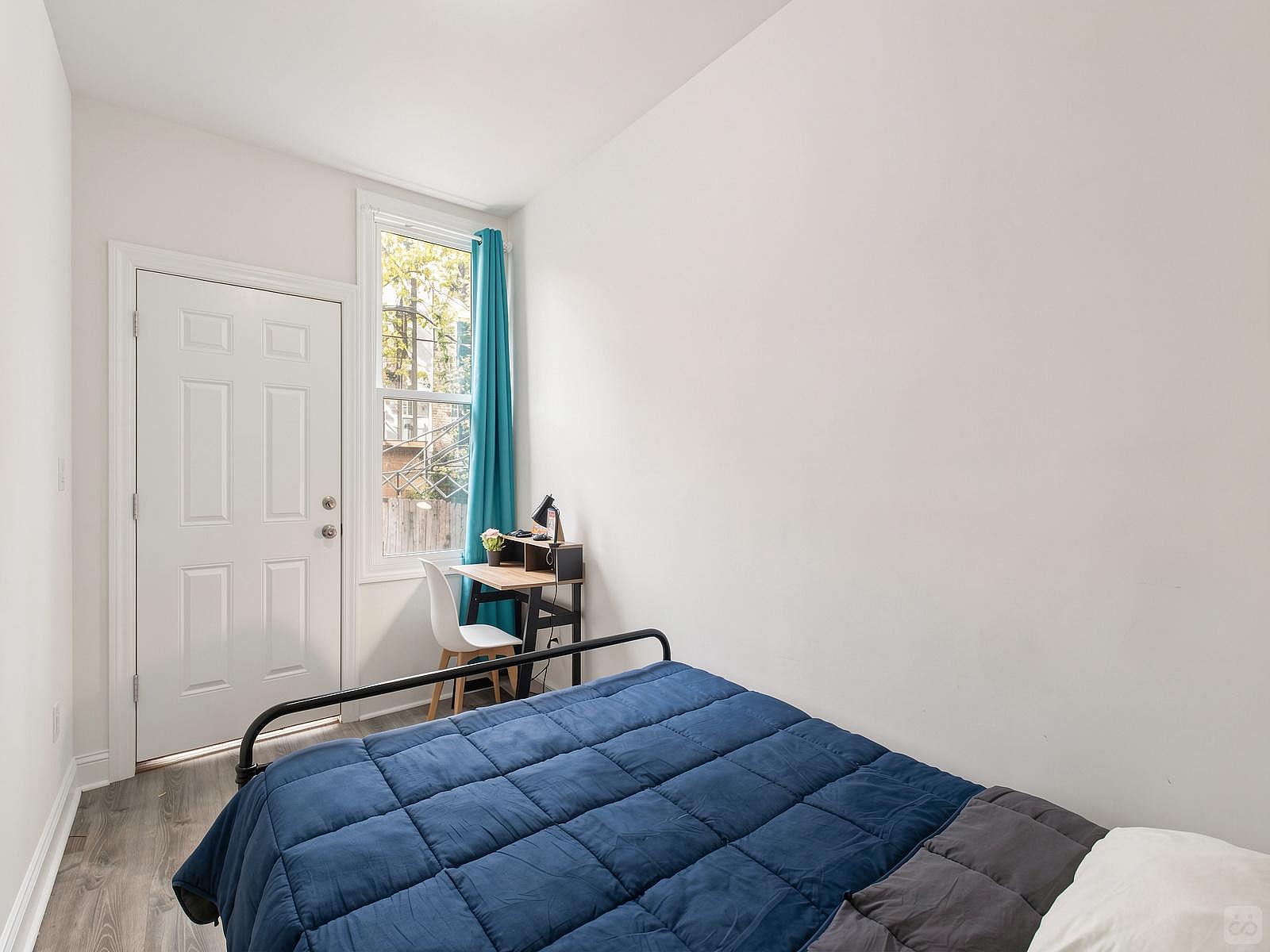 Private Room + Bathroom  -  Stunning Cozy Apt.  - Gallery -  20