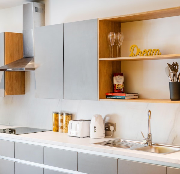 En-Suite Silver - Hillfort House - Gallery - 2