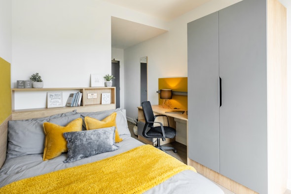 En-Suite Bronze - Hillfort House - Gallery - 1