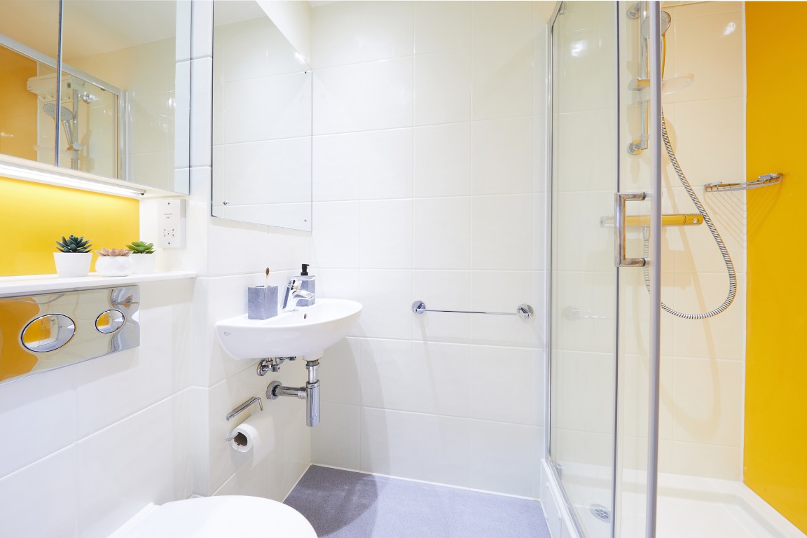  Premium Studio  -  Collegiate Riverside Way  - Gallery -  3