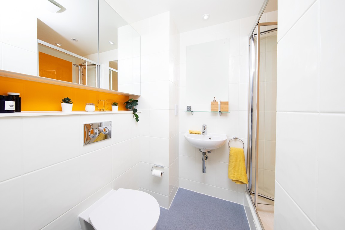  Silver Ensuite  -  Collegiate Cathedral Point  - Gallery -  3