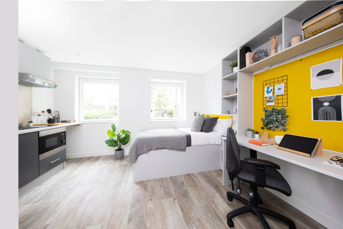 Silver Studio - Collegiate Cathedral Point - Gallery - 2