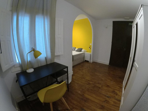 Charismatic double ensuite bedroom in central La Xerea