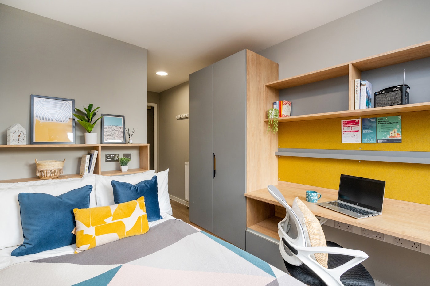  En-Suite Classic  -  Zinc Quarter  - Gallery -  1